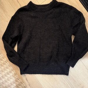 Everlane Washed Black sweater